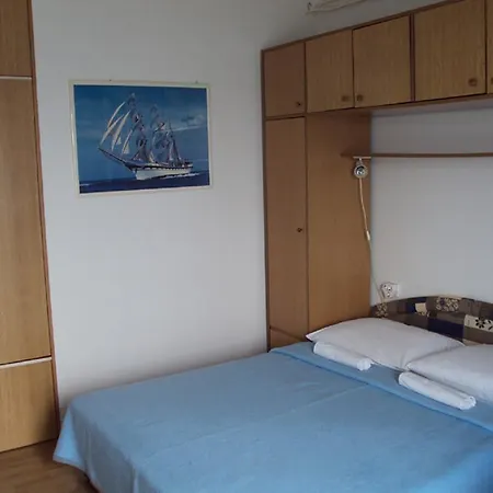 Guest house Maestral 3*